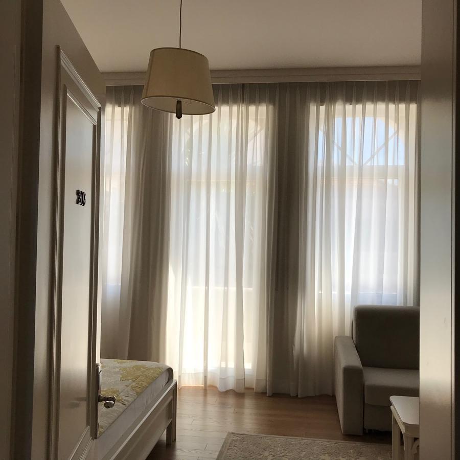 Amfiteatri Boutique Hotel Дуррес Экстерьер фото