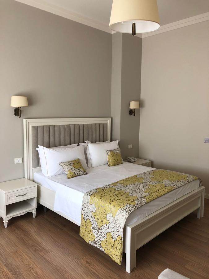 Amfiteatri Boutique Hotel Дуррес Экстерьер фото