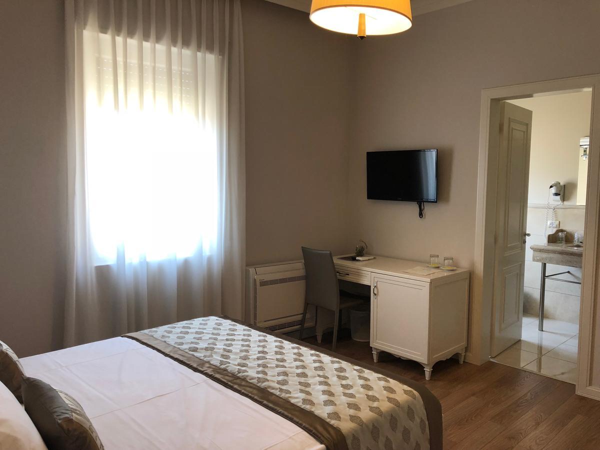 Amfiteatri Boutique Hotel Дуррес Экстерьер фото