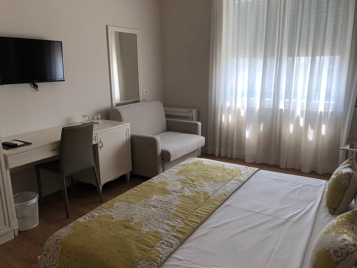 Amfiteatri Boutique Hotel Дуррес Экстерьер фото