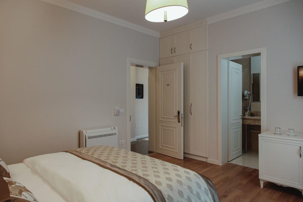 Amfiteatri Boutique Hotel Дуррес Экстерьер фото