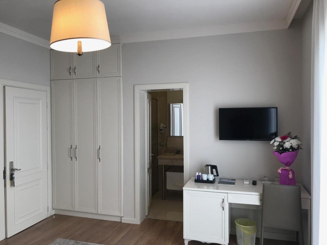 Amfiteatri Boutique Hotel Дуррес Экстерьер фото