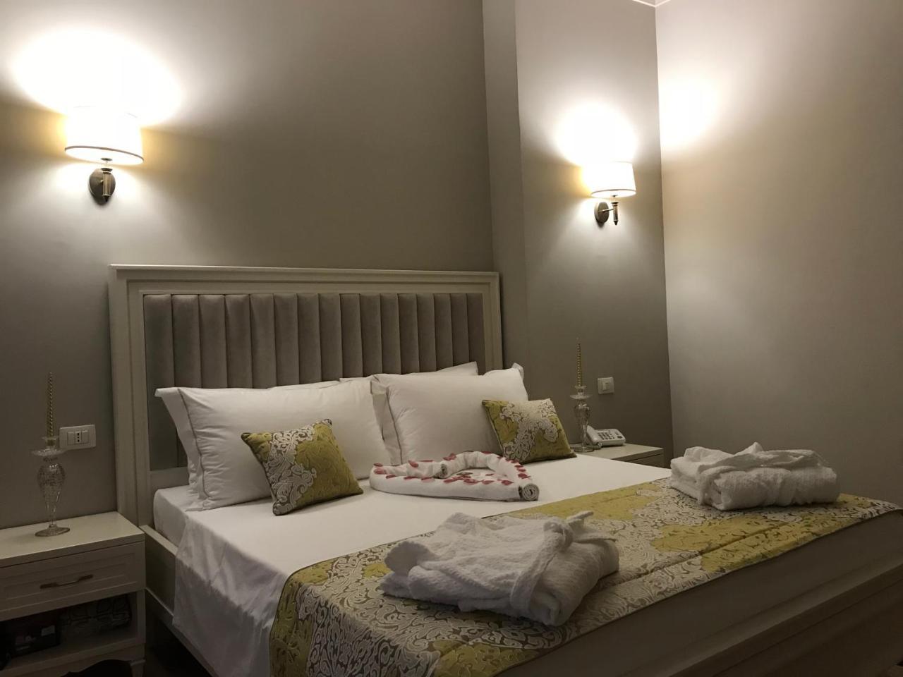 Amfiteatri Boutique Hotel Дуррес Экстерьер фото