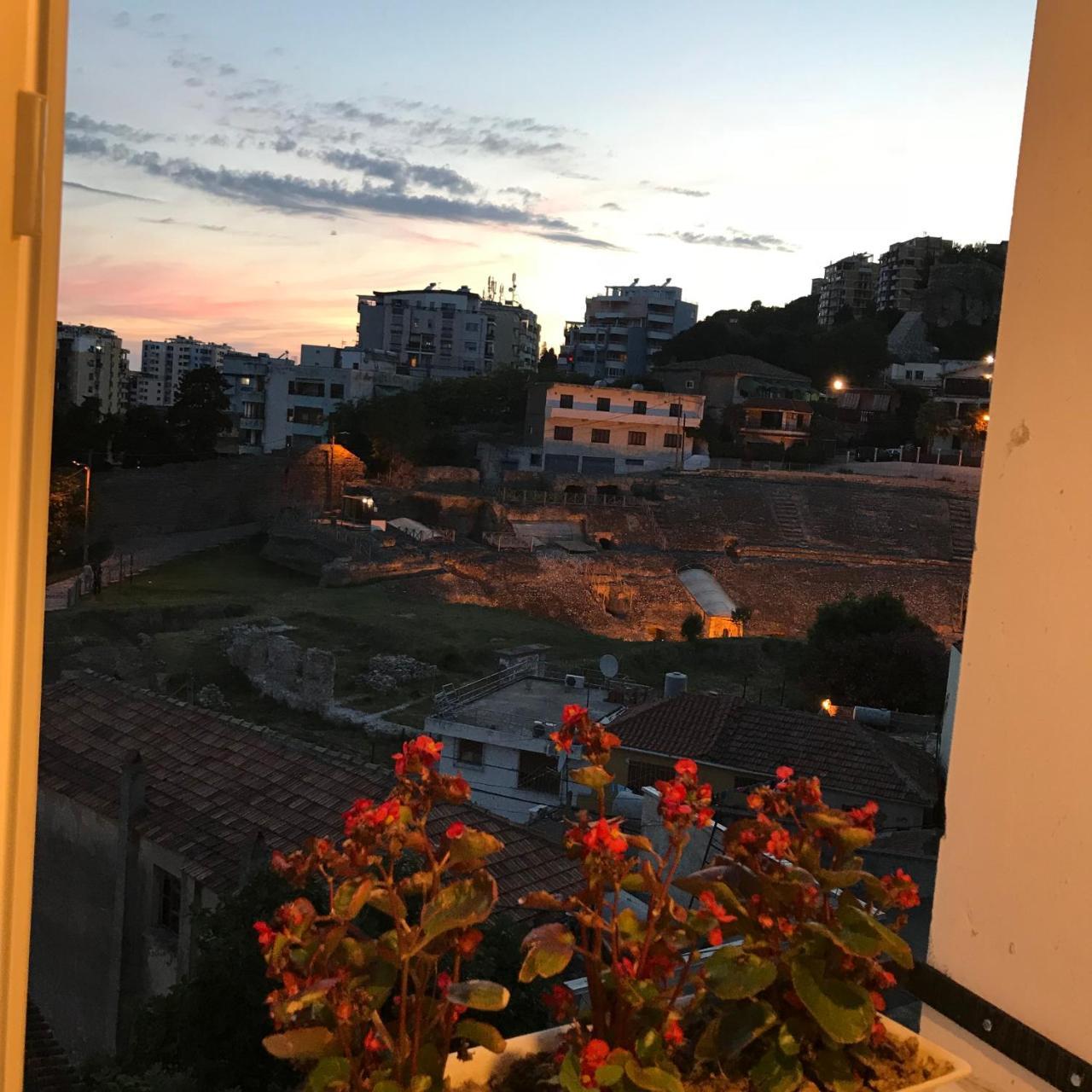 Amfiteatri Boutique Hotel Дуррес Экстерьер фото